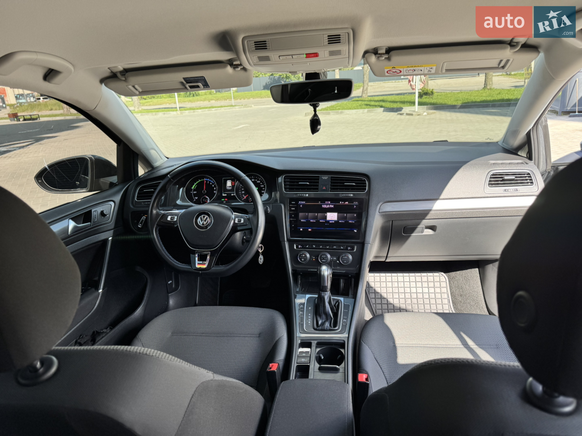 2020 Volkswagen Golf - мініатюра 13
