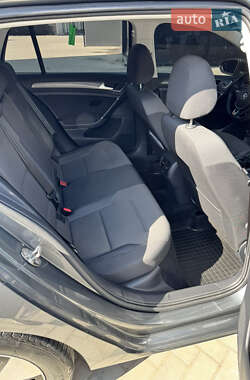 Хэтчбек Volkswagen e-Golf 2020 в 