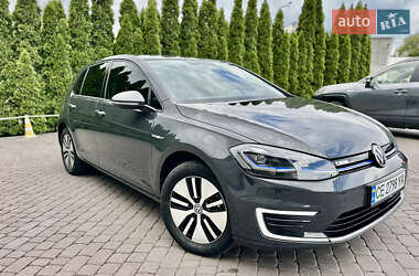 Хэтчбек Volkswagen e-Golf 2020 в 