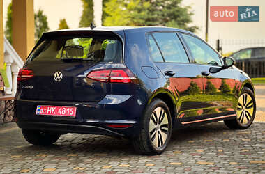 Хетчбек Volkswagen e-Golf 2015 в 