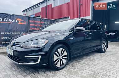 Хетчбек Volkswagen e-Golf 2019 в 