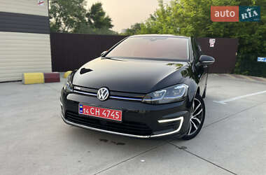 Хетчбек Volkswagen e-Golf 2020 в 