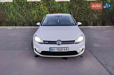 Хэтчбек Volkswagen e-Golf 2014 в 