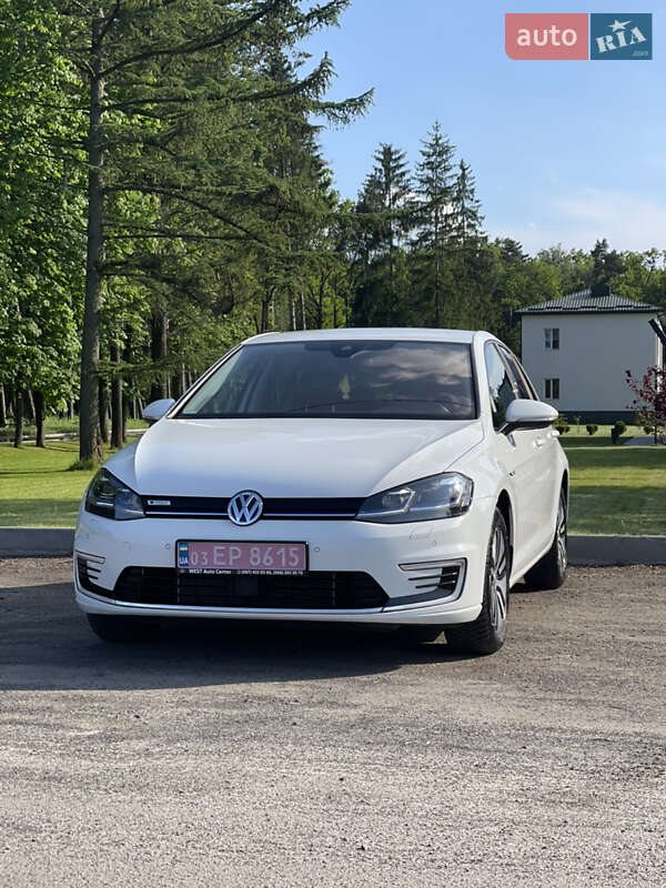 Хэтчбек Volkswagen e-Golf 2020 в Киверцах