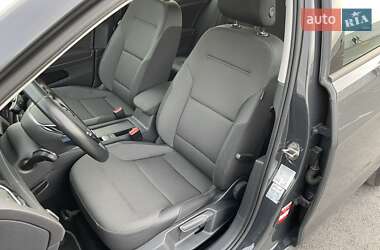 Хетчбек Volkswagen e-Golf 2020 в 