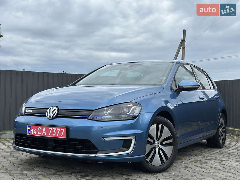 Хетчбек Volkswagen e-Golf 2015 в 