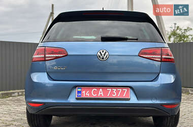 Хетчбек Volkswagen e-Golf 2015 в 