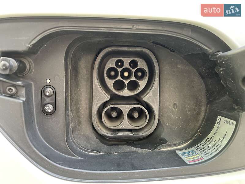 Хетчбек Volkswagen e-Golf 2015 в Вінниці