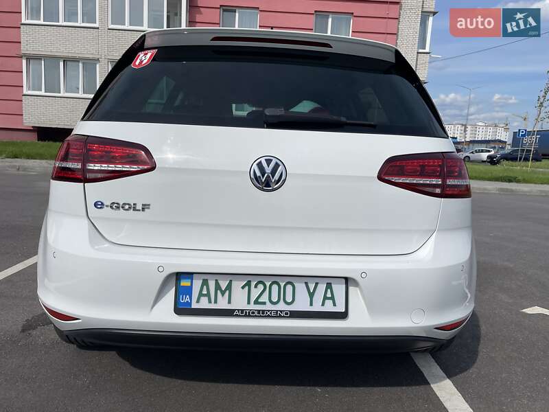 Хетчбек Volkswagen e-Golf 2015 в Вінниці