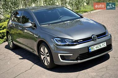 Хэтчбек Volkswagen e-Golf 2019 в 