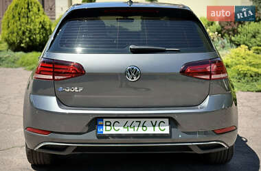 Хэтчбек Volkswagen e-Golf 2019 в 