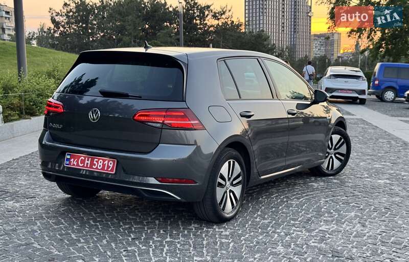 Хетчбек Volkswagen e-Golf 2019 в Дніпрі