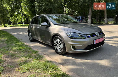 Хэтчбек Volkswagen e-Golf 2015 в 