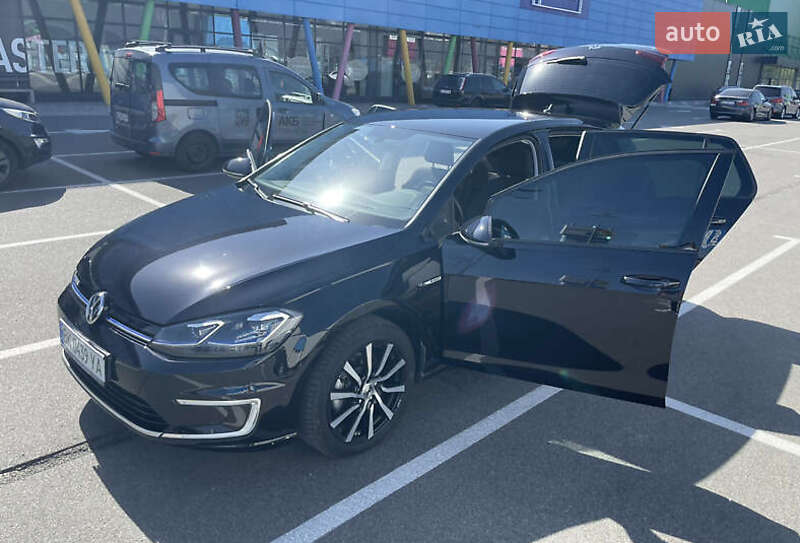 Хетчбек Volkswagen e-Golf 2018 в Тернополі