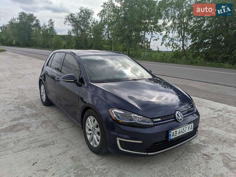 Хетчбек Volkswagen e-Golf 2017 в Вінниці