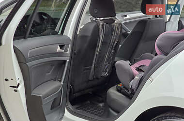 Хэтчбек Volkswagen e-Golf 2020 в Першотравенске