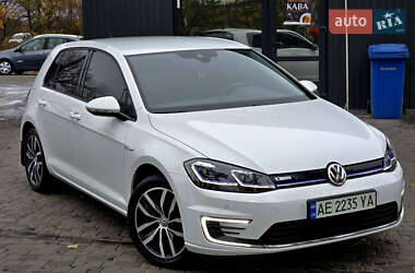 Хэтчбек Volkswagen e-Golf 2020 в Першотравенске