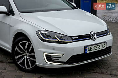 Хэтчбек Volkswagen e-Golf 2020 в Першотравенске