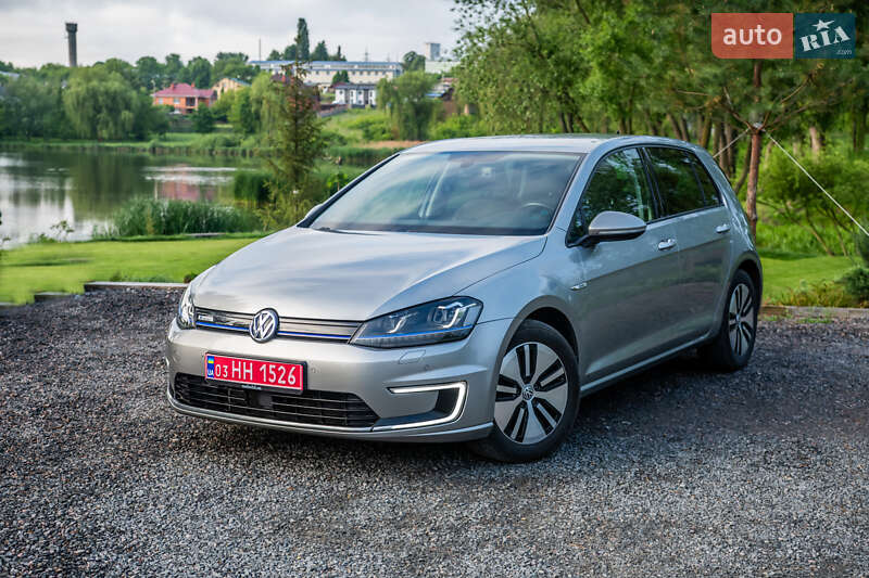 Хетчбек Volkswagen e-Golf 2016 в Умані