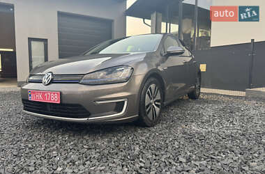Хетчбек Volkswagen e-Golf 2015 в Рівному