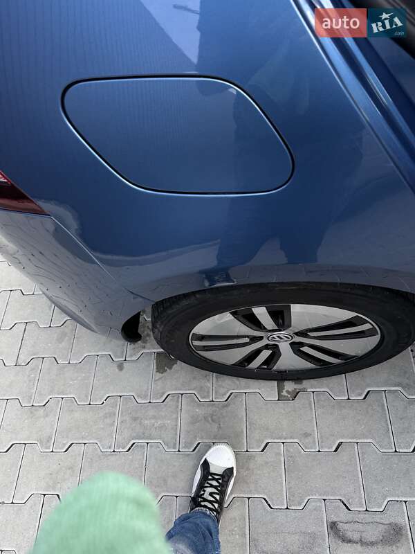 Хэтчбек Volkswagen e-Golf 2016 в Львове