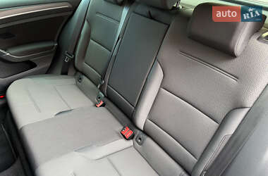 Хэтчбек Volkswagen e-Golf 2020 в 