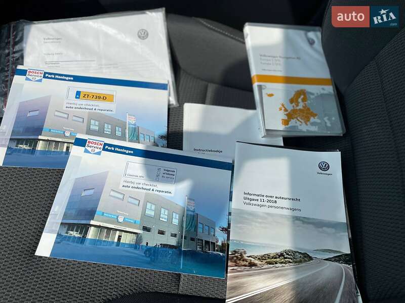 Хэтчбек Volkswagen e-Golf 2019 в Киеве