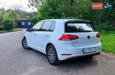 Хэтчбек Volkswagen e-Golf 2019 в 