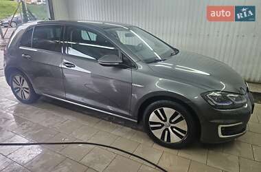 Хэтчбек Volkswagen e-Golf 2017 в Киеве