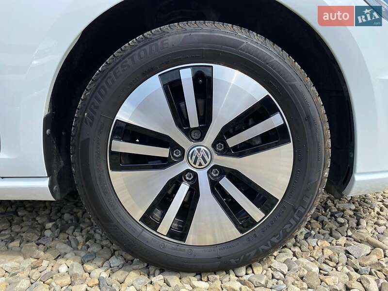 Хетчбек Volkswagen e-Golf 2020 в Львові