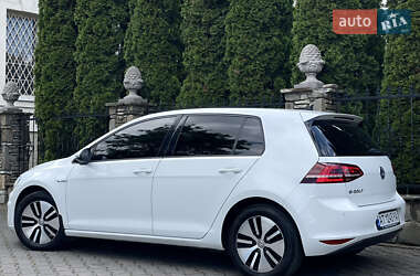 Хэтчбек Volkswagen e-Golf 2015 в 