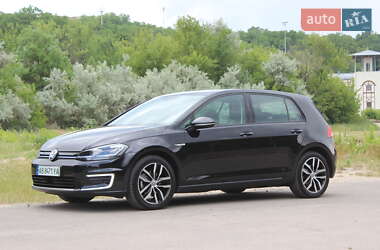 Хэтчбек Volkswagen e-Golf 2020 в Днепре