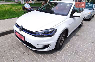 Хэтчбек Volkswagen e-Golf 2019 в Львове
