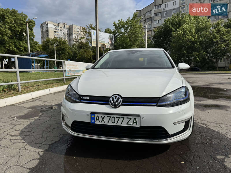 Хэтчбек Volkswagen e-Golf 2017 в Харькове фото 2 Хэтчбек Volkswagen e-Golf 2017 в Харькове