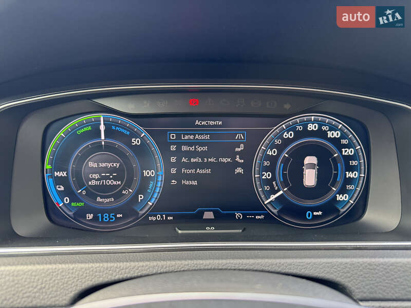 Хэтчбек Volkswagen e-Golf 2017 в Харькове фото 44 Хэтчбек Volkswagen e-Golf 2017 в Харькове