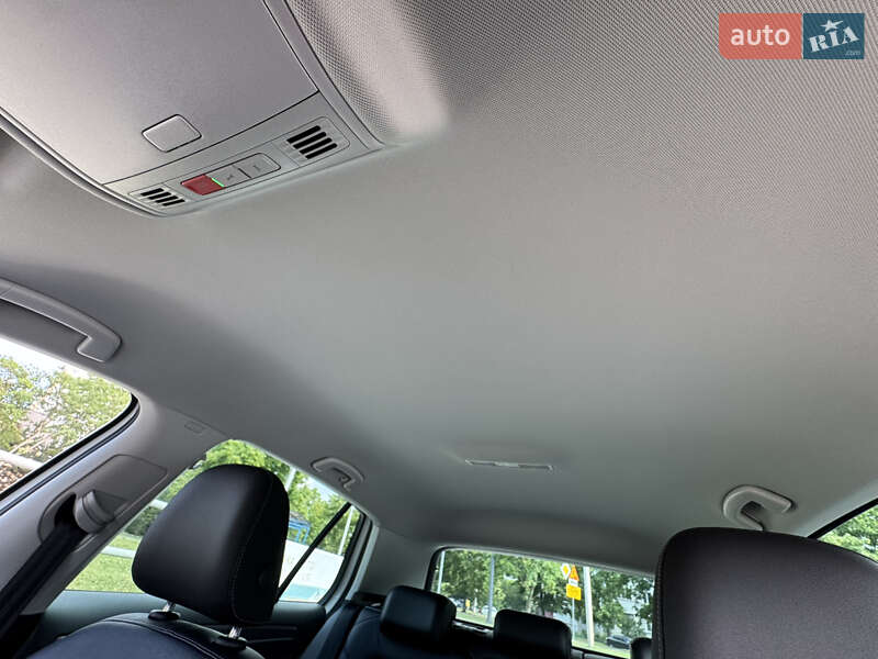 Хэтчбек Volkswagen e-Golf 2017 в Харькове фото 47 Хэтчбек Volkswagen e-Golf 2017 в Харькове