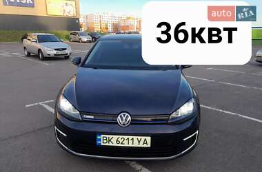 Хэтчбек Volkswagen e-Golf 2016 в Ровно