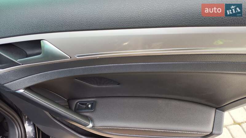 Хетчбек Volkswagen e-Golf 2016 в Львові фото 44 Хетчбек Volkswagen e-Golf 2016 в Львові