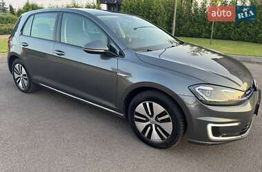 Хэтчбек Volkswagen e-Golf 2018 в 