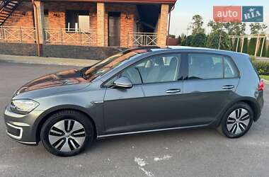 Хэтчбек Volkswagen e-Golf 2018 в 