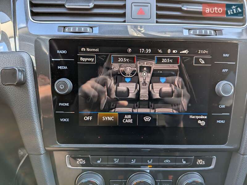 Хетчбек Volkswagen e-Golf 2020 в Луцьку