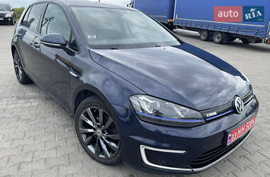 Хэтчбек Volkswagen e-Golf 2016 в Луцке