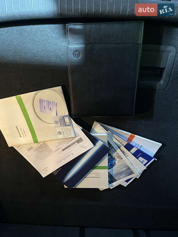 Хетчбек Volkswagen e-Golf 2015 в Києві