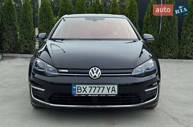 Хетчбек Volkswagen e-Golf 2019 в 