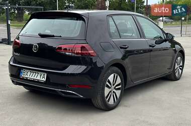 Хетчбек Volkswagen e-Golf 2019 в 