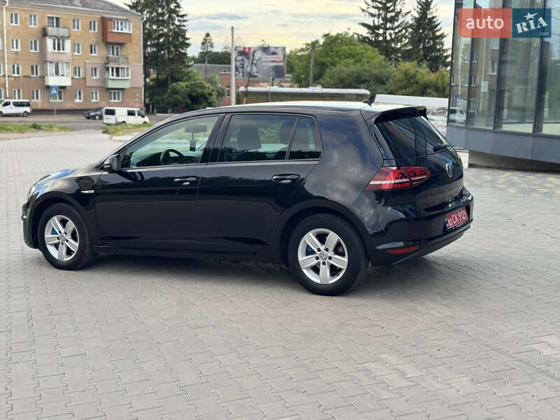 Хетчбек Volkswagen e-Golf 2016 в Рівному