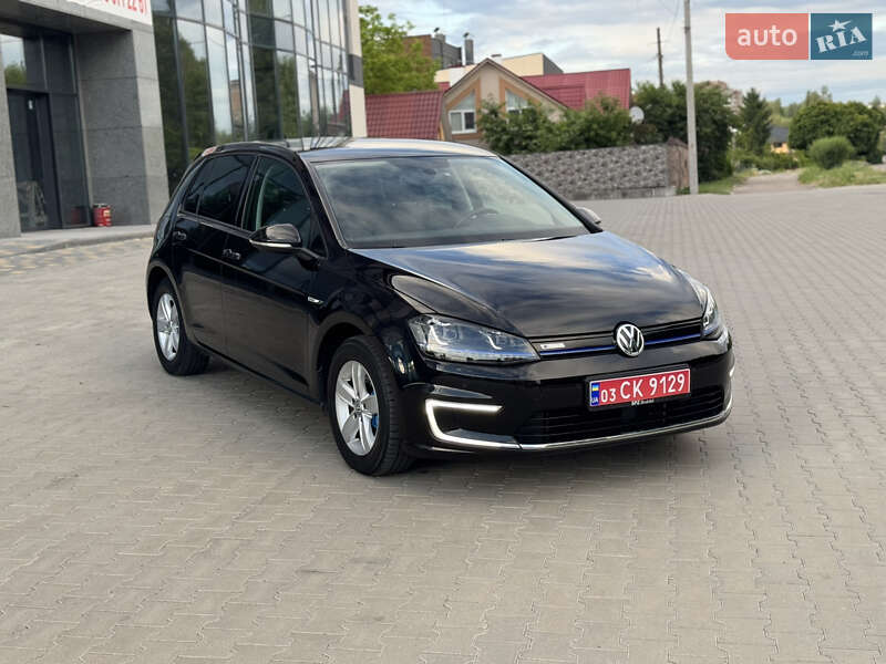 Хетчбек Volkswagen e-Golf 2016 в Рівному