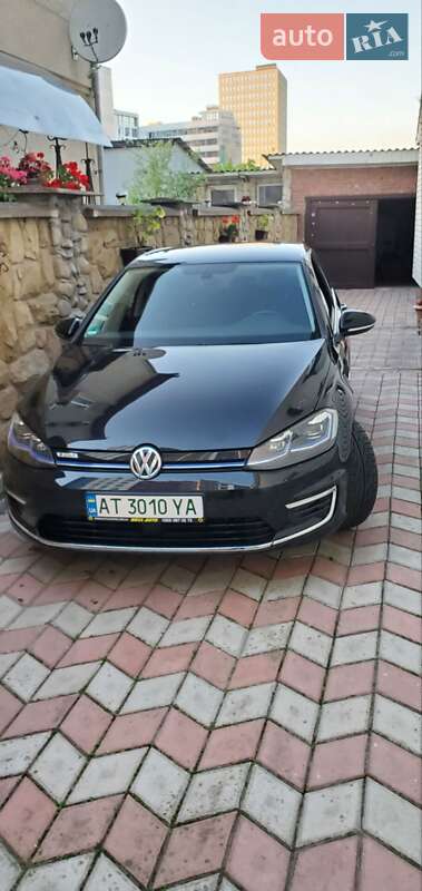 Volkswagen e-Golf 2020