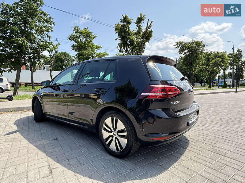 Хэтчбек Volkswagen e-Golf 2015 в Черкассах