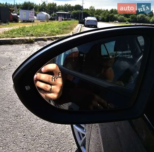 Хэтчбек Volkswagen e-Golf 2018 в Львове